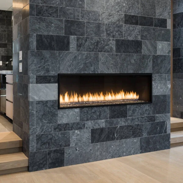Foyer au Gaz de luxeEXEMPLAR  R420 de Montigo