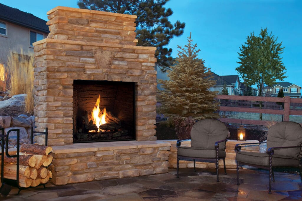 Urbana U44 Outdoor Gas Fireplace - Groupe BelleFlamme